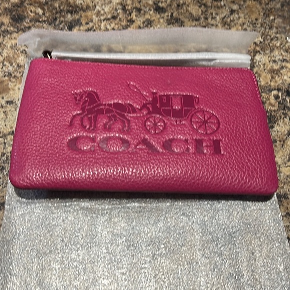 Coach Large Colorblock Embossed Horse and Carriage Corner Zip Wristlet - Picture 4 of 7